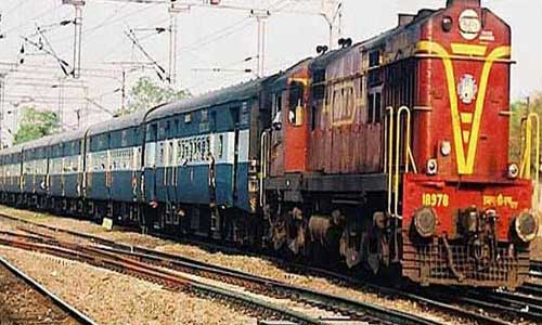 How to reach Saharanpur by train